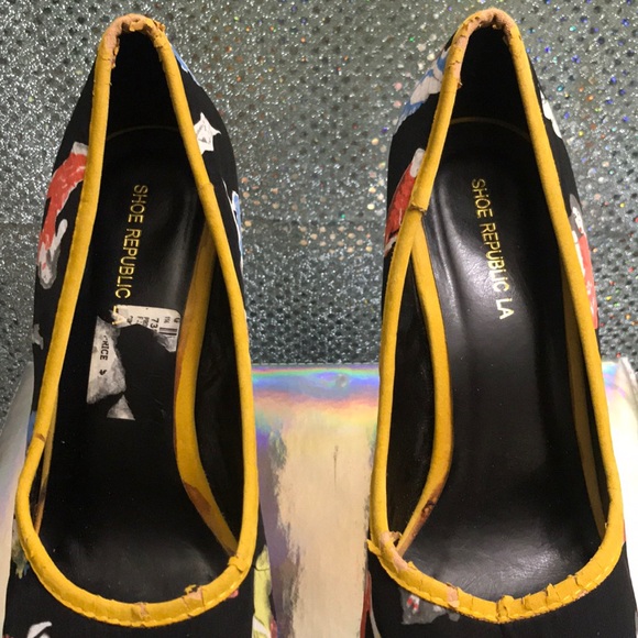 BANANA REPUBLIC LA Pin-Up Doll Babes Wedges - Picture 7 of 8